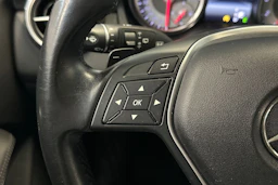 harmaa Mercedes-Benz GLA 2015 kuva 16.