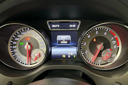 harmaa Mercedes-Benz GLA 2015 kuva 18.