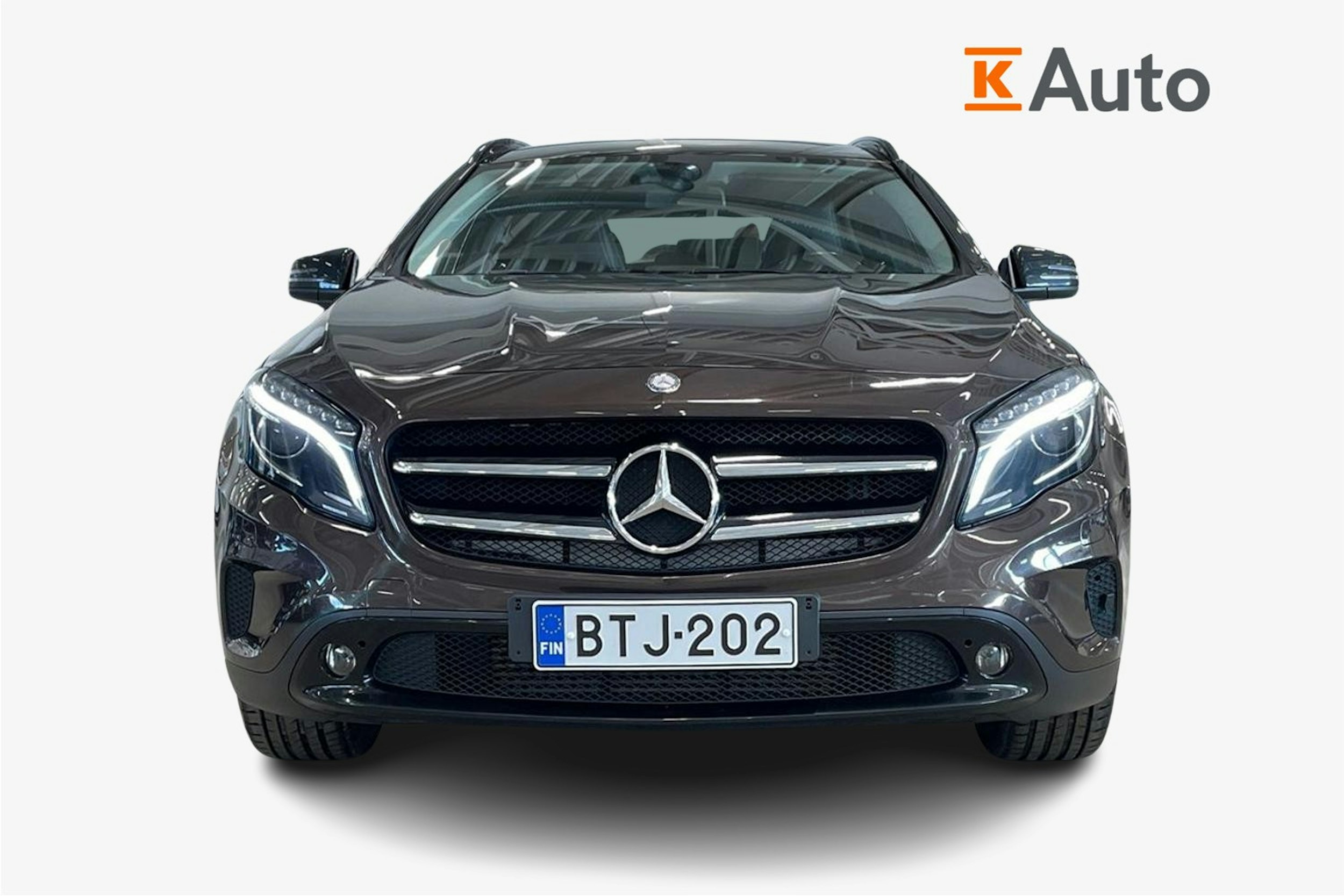 met. ruskea (beige) Mercedes-Benz GLA 2015 kuva 5.