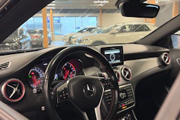 ruskea (beige) Mercedes-Benz GLA 2015 kuva 4.