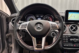 met. harmaa Mercedes-Benz GLA 2015 kuva 17.