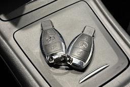 met. harmaa Mercedes-Benz GLA 2015 kuva 25.