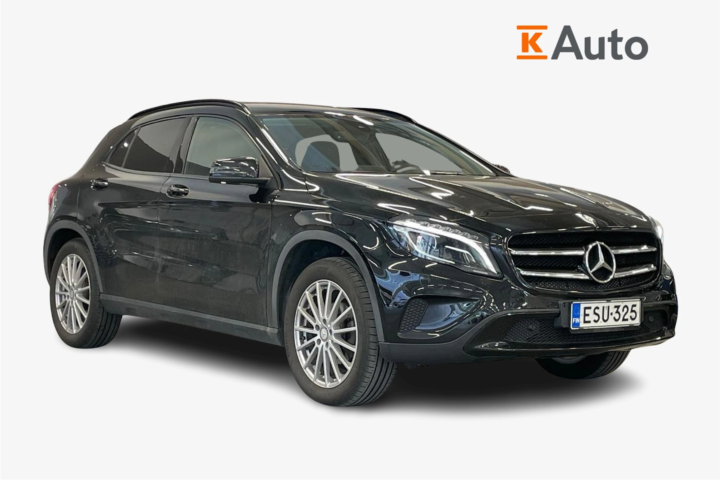 musta Mercedes-Benz GLA 2016 kuva 1.