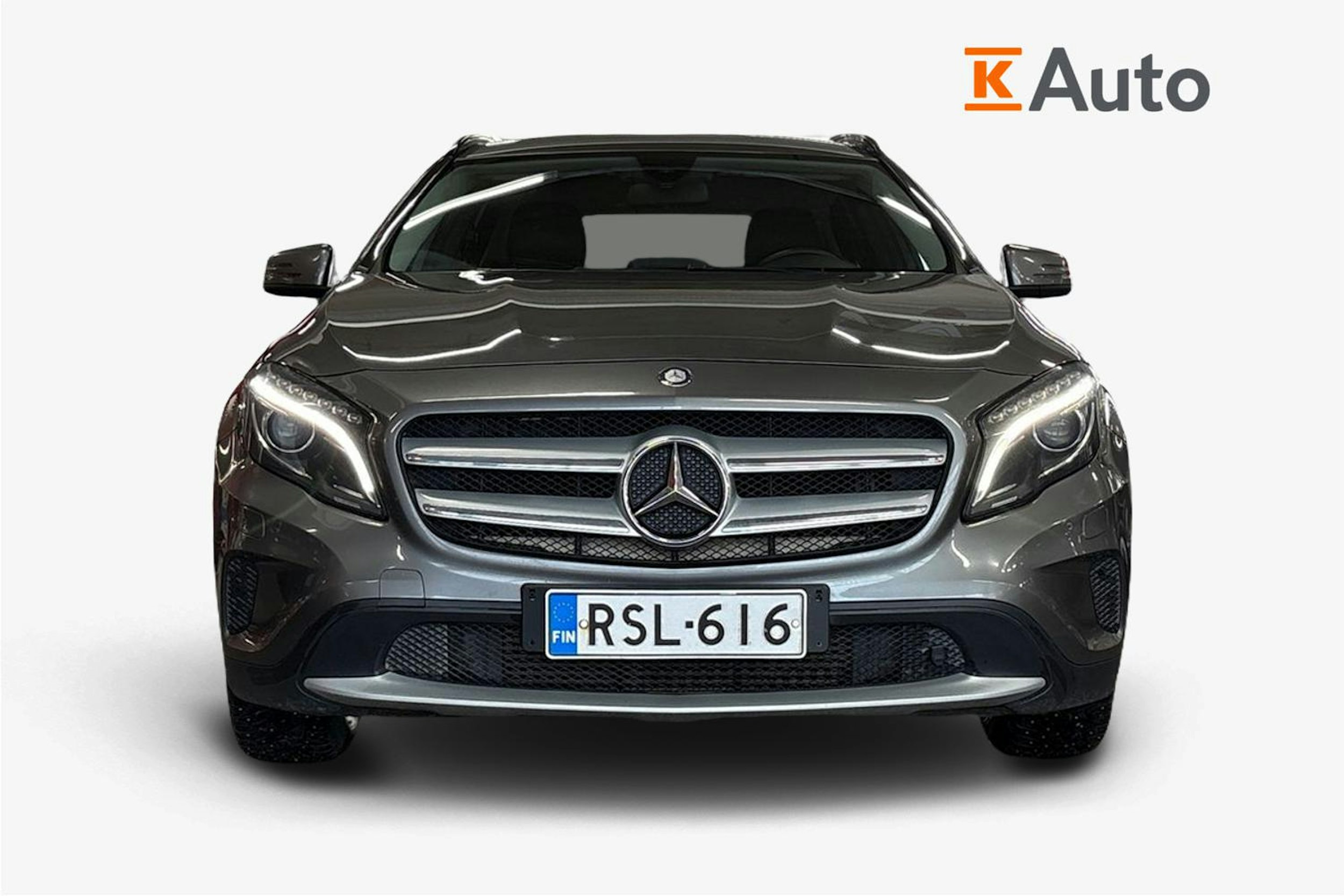 Harmaa Mercedes-Benz GLA 2016 kuva 5.