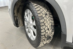 harmaa Mercedes-Benz GLA 2017 kuva 13.