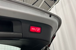 harmaa Mercedes-Benz GLA 2017 kuva 17.