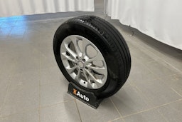 harmaa Mercedes-Benz GLA 2017 kuva 19.