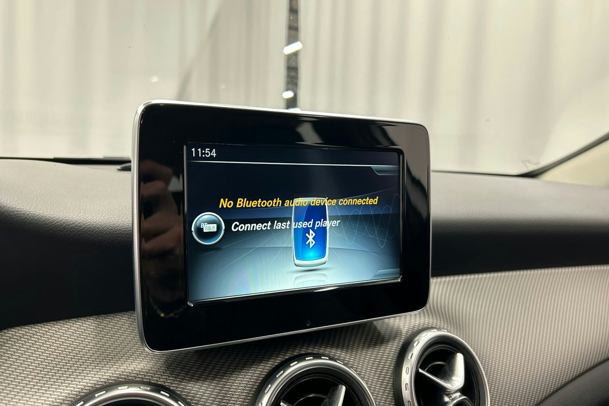 harmaa Mercedes-Benz GLA 2017 kuva 25.