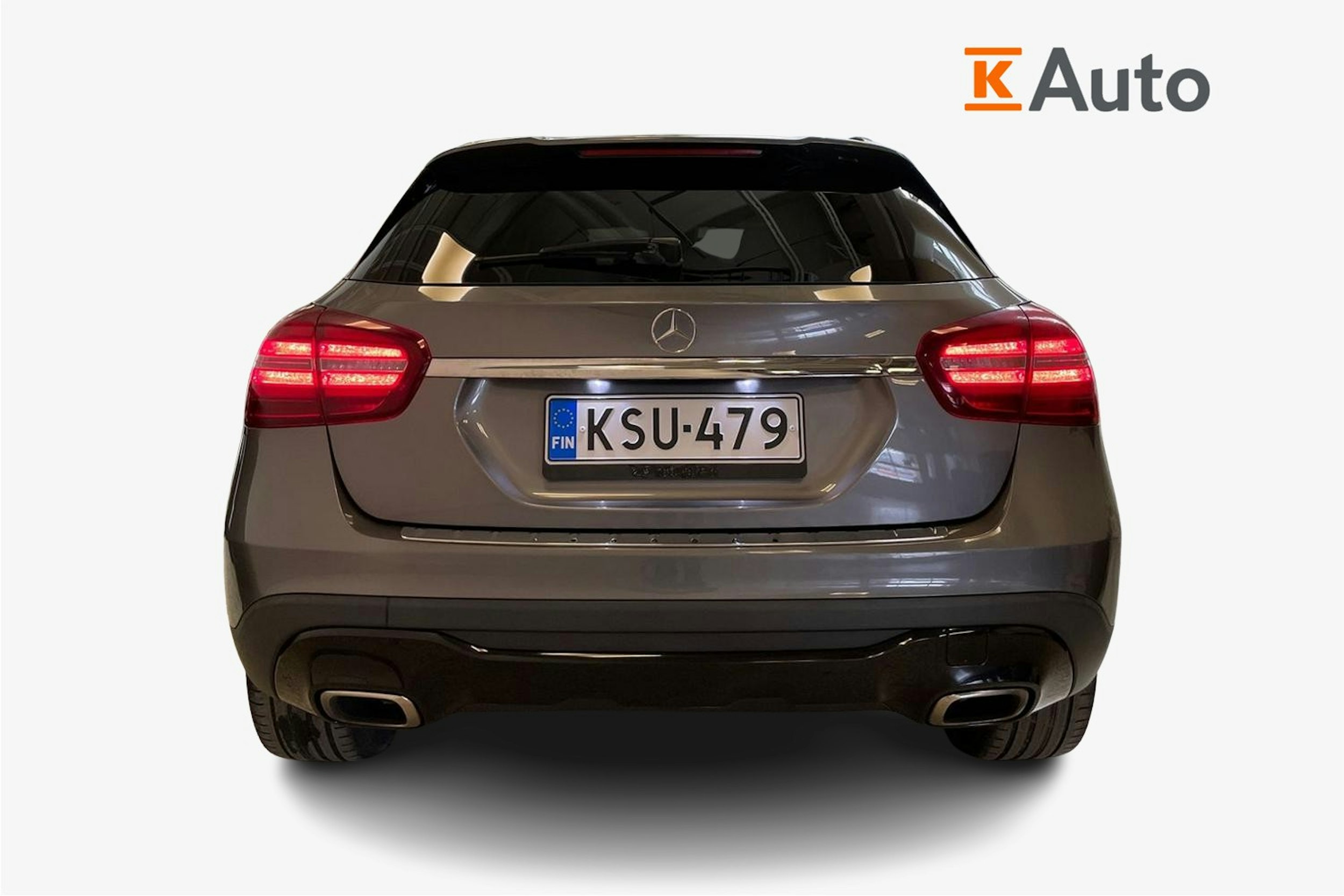 harmaa Mercedes-Benz GLA 2017 kuva 3.