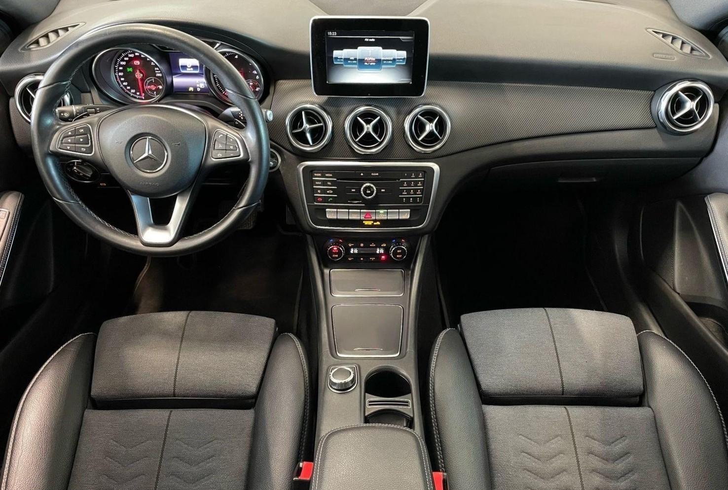 Mercedes-Benz GLA 2018, kuva 7/26