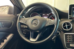 harmaa Mercedes-Benz GLA 2018 kuva 12.
