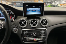 harmaa Mercedes-Benz GLA 2019 kuva 15.