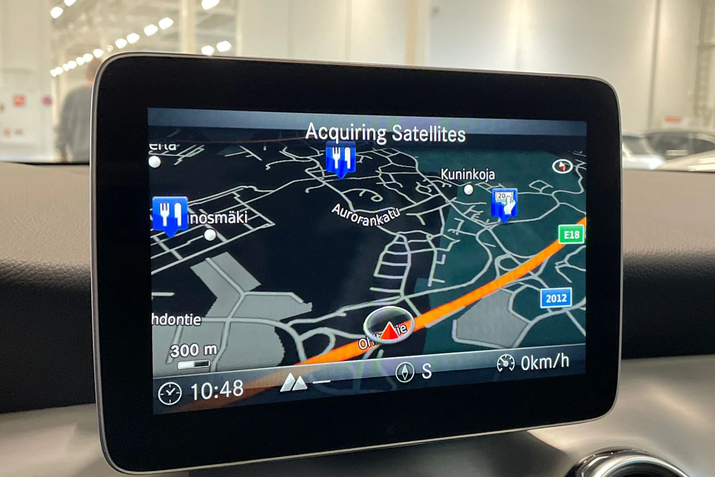 sininen Mercedes-Benz GLA 2019 kuva 19.