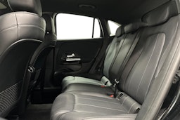 musta Mercedes-Benz GLA 2020 kuva 10.