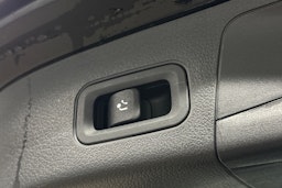 musta Mercedes-Benz GLA 2020 kuva 16.