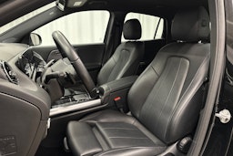 musta Mercedes-Benz GLA 2020 kuva 17.