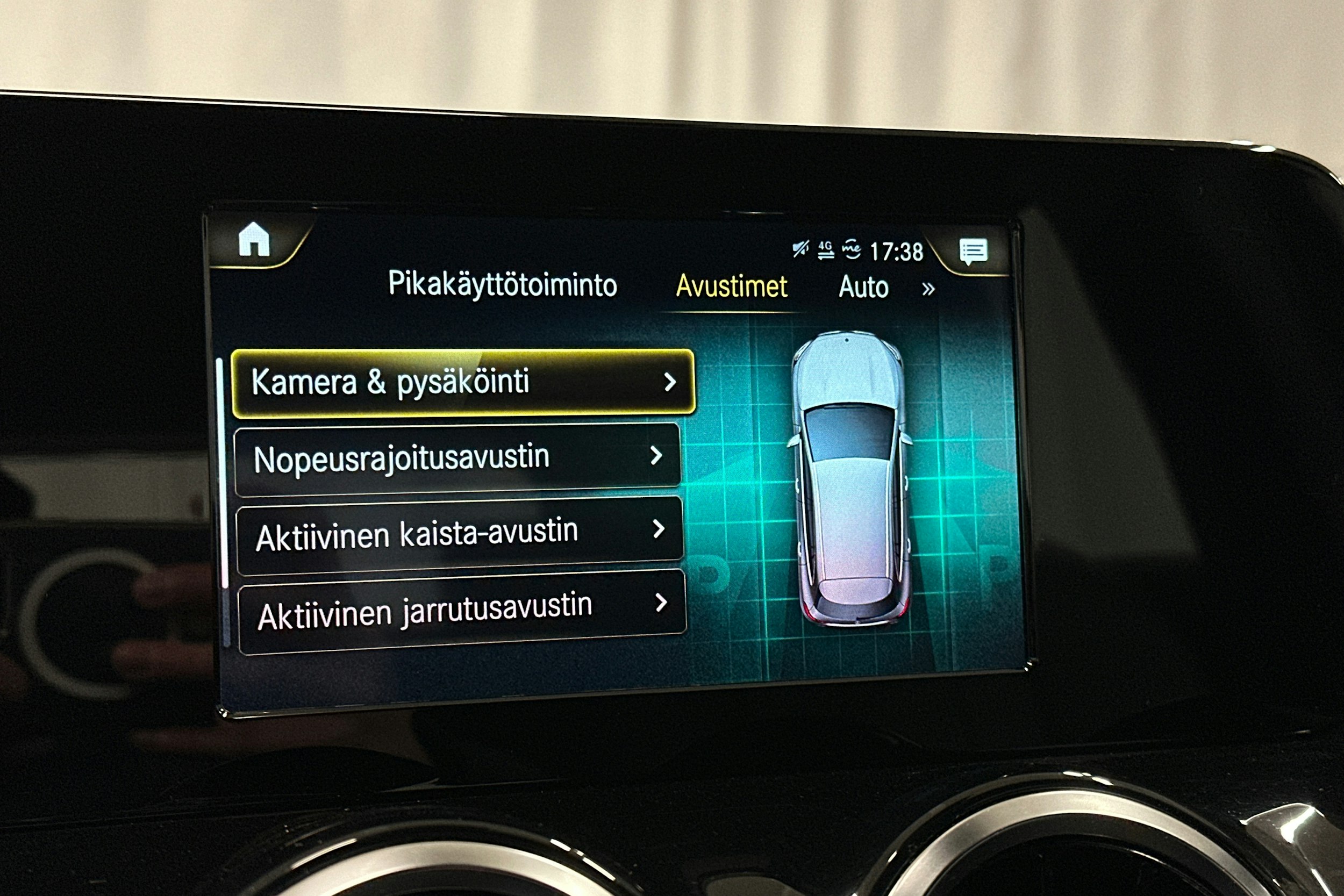 musta Mercedes-Benz GLA 2020 kuva 24.