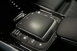 musta Mercedes-Benz GLA 2020 kuva 28.