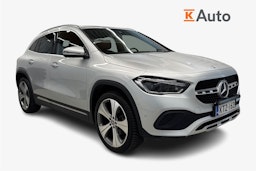 harmaa Mercedes-Benz GLA 2020 kuva 1.