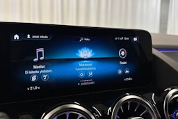 harmaa Mercedes-Benz GLA 2020 kuva 19.