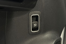 harmaa Mercedes-Benz GLA 2020 kuva 27.