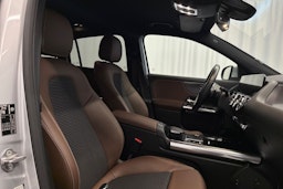 harmaa Mercedes-Benz GLA 2020 kuva 31.