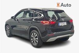 musta Mercedes-Benz GLA 2021 kuva 2.