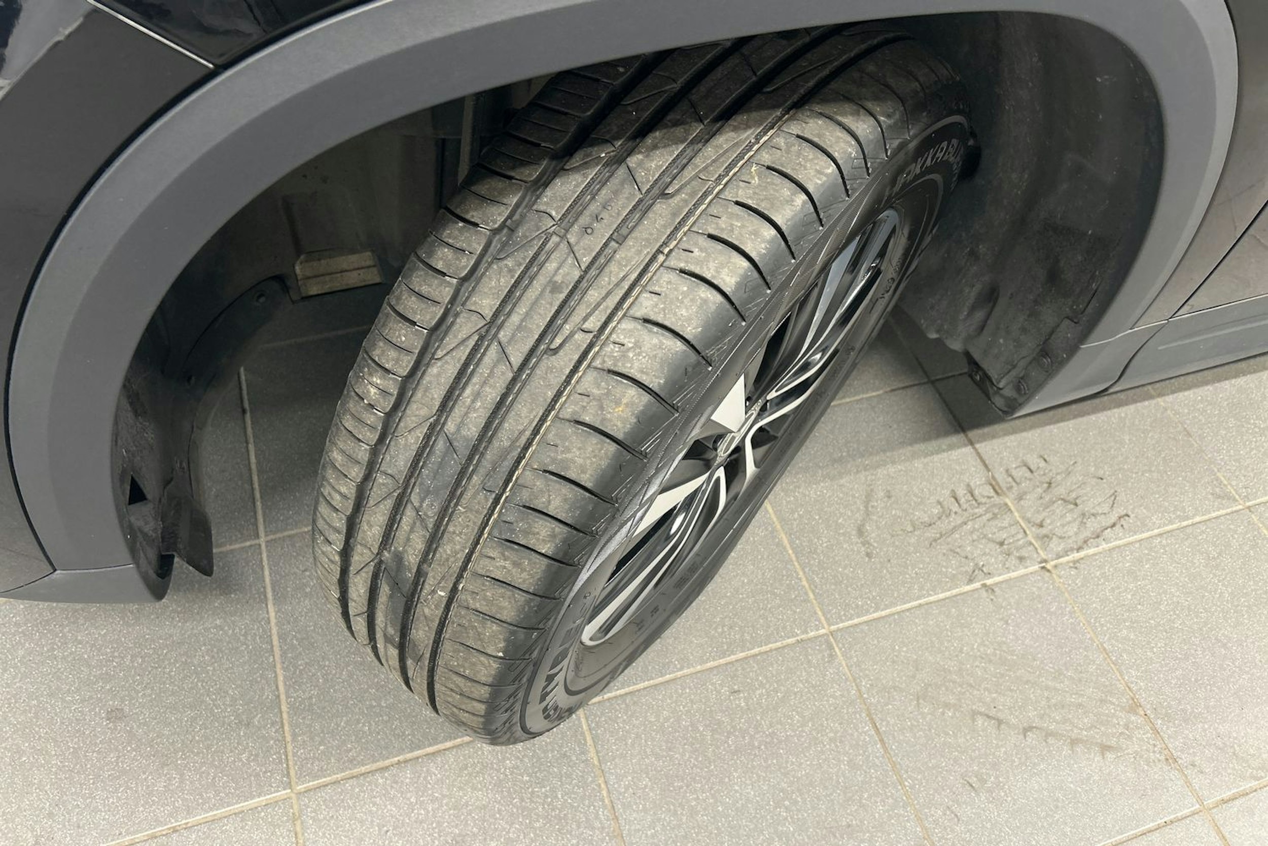 musta Mercedes-Benz GLA 2021 kuva 13.