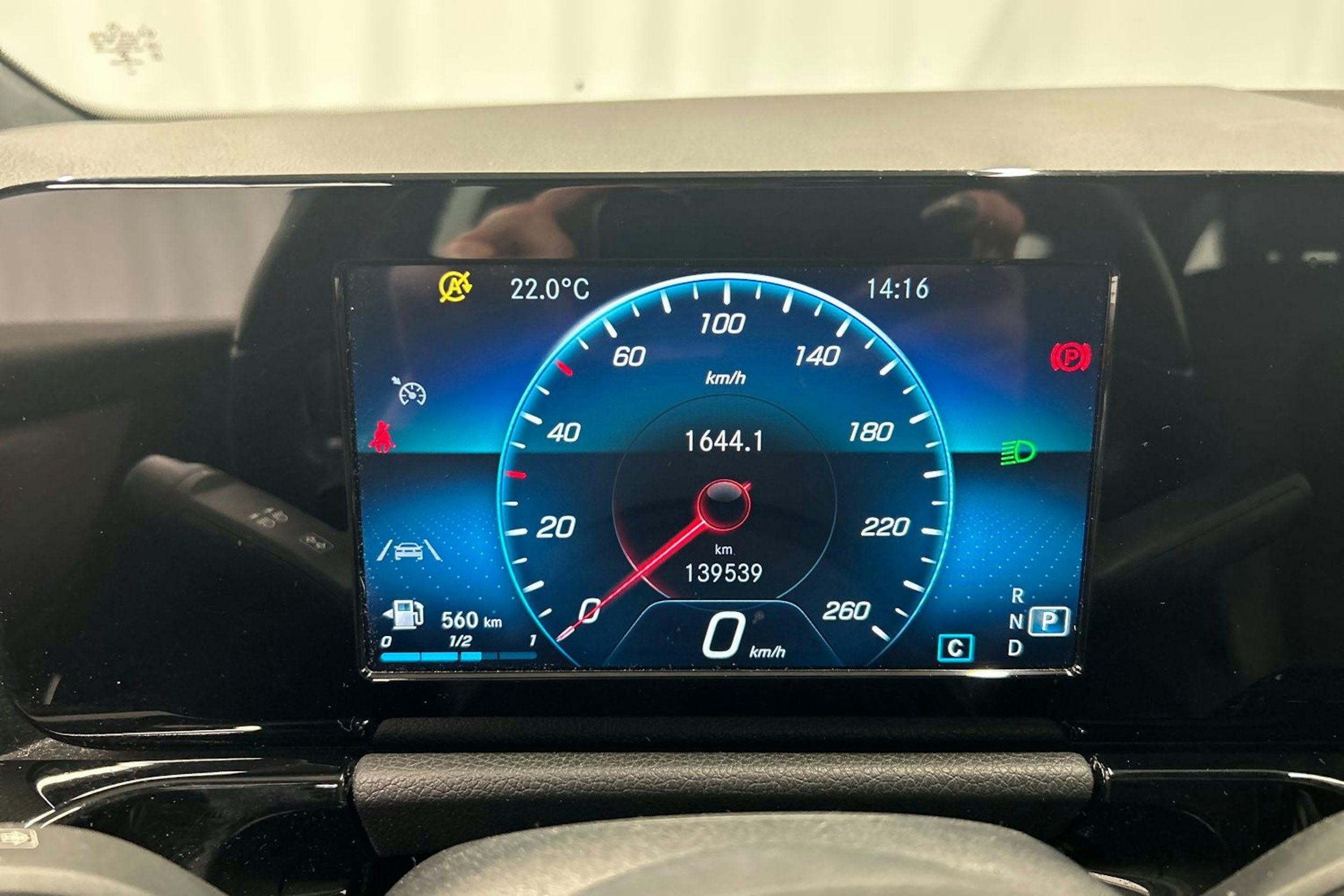musta Mercedes-Benz GLA 2021 kuva 18.