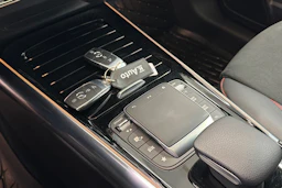 harmaa Mercedes-Benz GLA 2021 kuva 14.