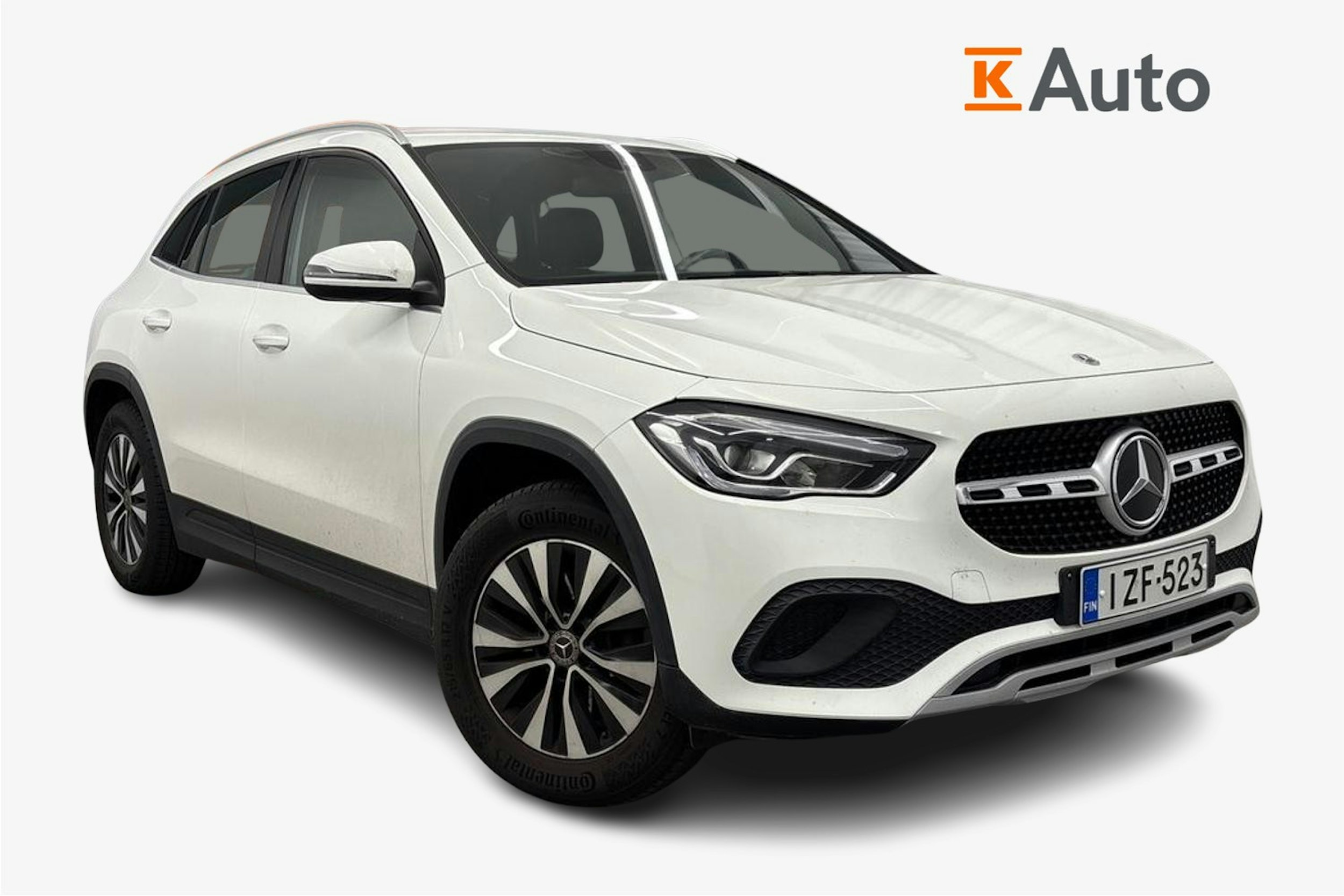 valkoinen Mercedes-Benz GLA 2021 kuva 1.