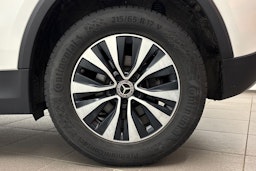 valkoinen Mercedes-Benz GLA 2021 kuva 11.