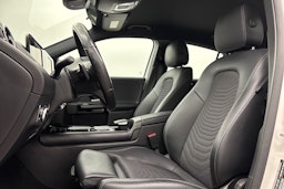 valkoinen Mercedes-Benz GLA 2021 kuva 14.