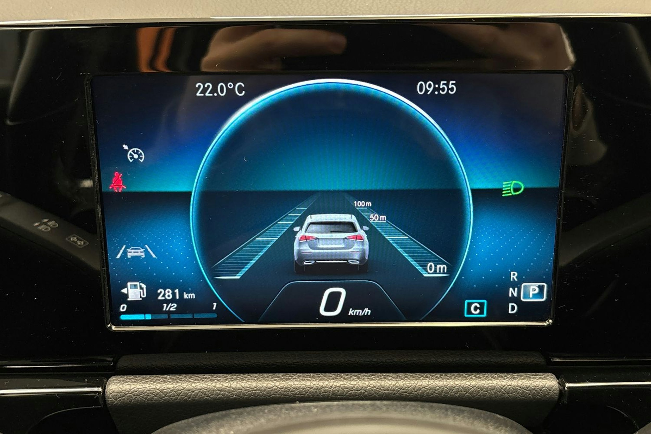 valkoinen Mercedes-Benz GLA 2021 kuva 18.