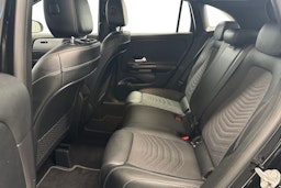 musta Mercedes-Benz GLA 2021 kuva 10.