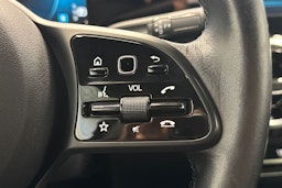 musta Mercedes-Benz GLA 2021 kuva 15.