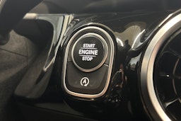 musta Mercedes-Benz GLA 2021 kuva 22.