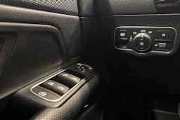 musta Mercedes-Benz GLA 2021 kuva 23.