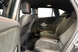 harmaa Mercedes-Benz GLA 2021 kuva 10.