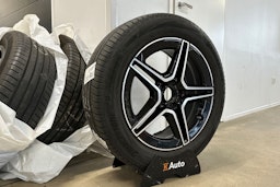 harmaa Mercedes-Benz GLA 2021 kuva 13.