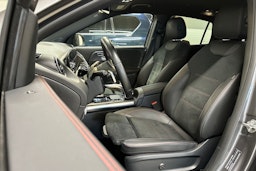 harmaa Mercedes-Benz GLA 2021 kuva 17.