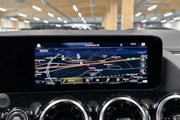 harmaa Mercedes-Benz GLA 2021 kuva 18.