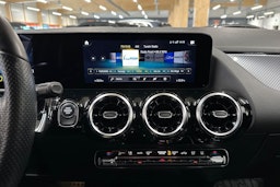 harmaa Mercedes-Benz GLA 2021 kuva 21.