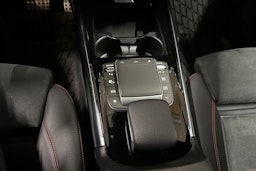 harmaa Mercedes-Benz GLA 2021 kuva 22.