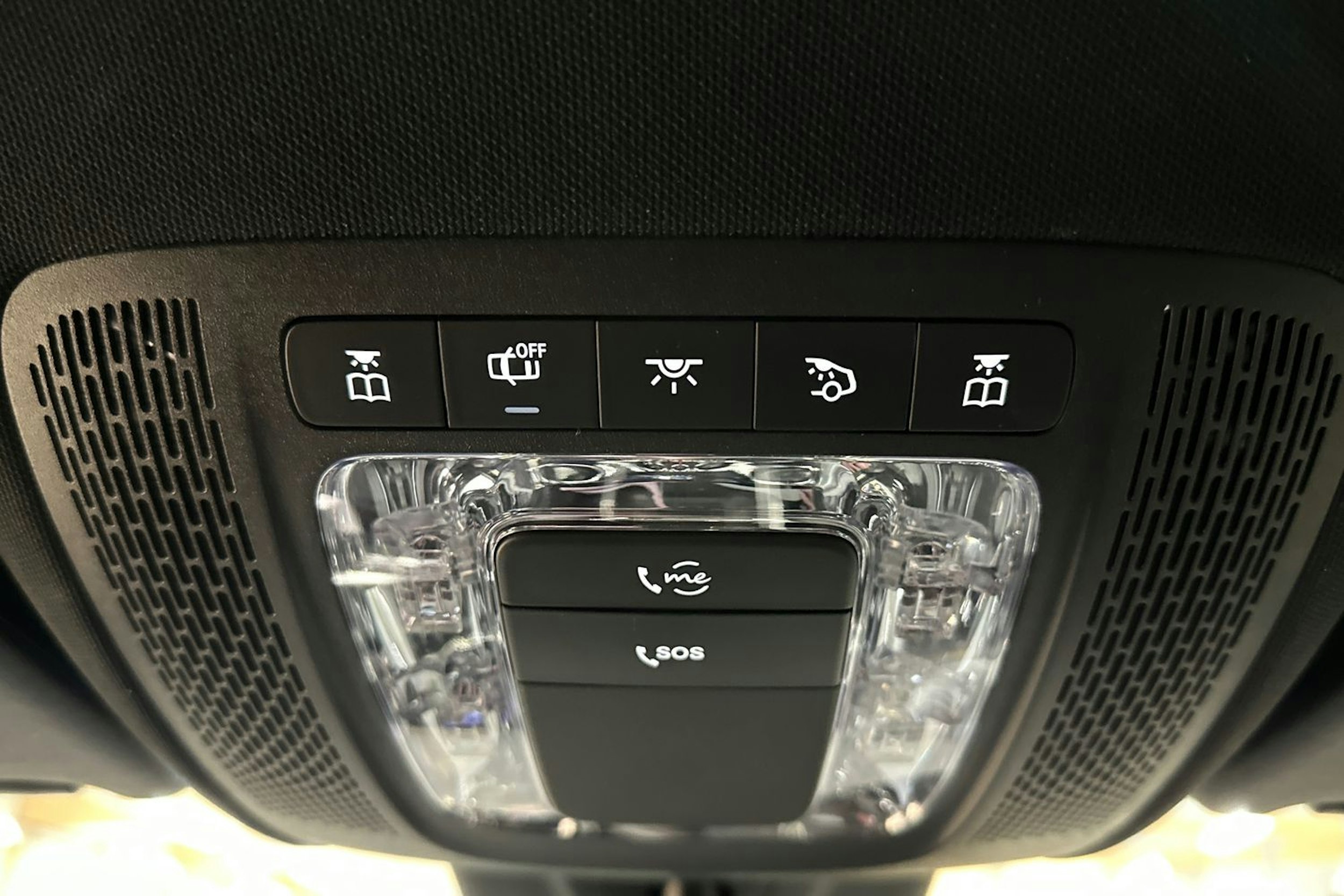 harmaa Mercedes-Benz GLA 2021 kuva 23.