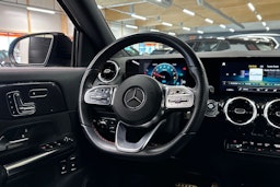 harmaa Mercedes-Benz GLA 2021 kuva 24.