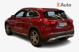 Punainen Mercedes-Benz GLA 2022 kuva 2.