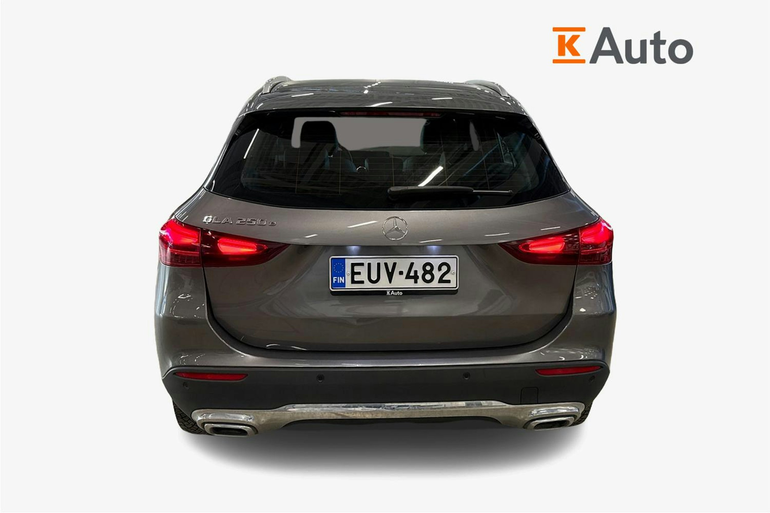 harmaa Mercedes-Benz GLA 2024 kuva 3.