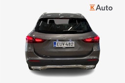 harmaa Mercedes-Benz GLA 2024 kuva 3.