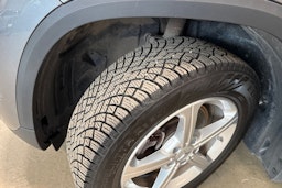 harmaa Mercedes-Benz GLA 2024 kuva 13.